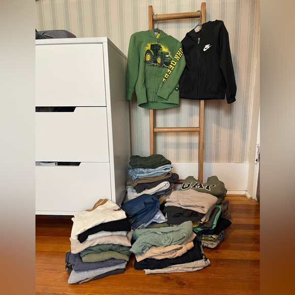 Toddler boys clothing lot - Picture 1 of 8